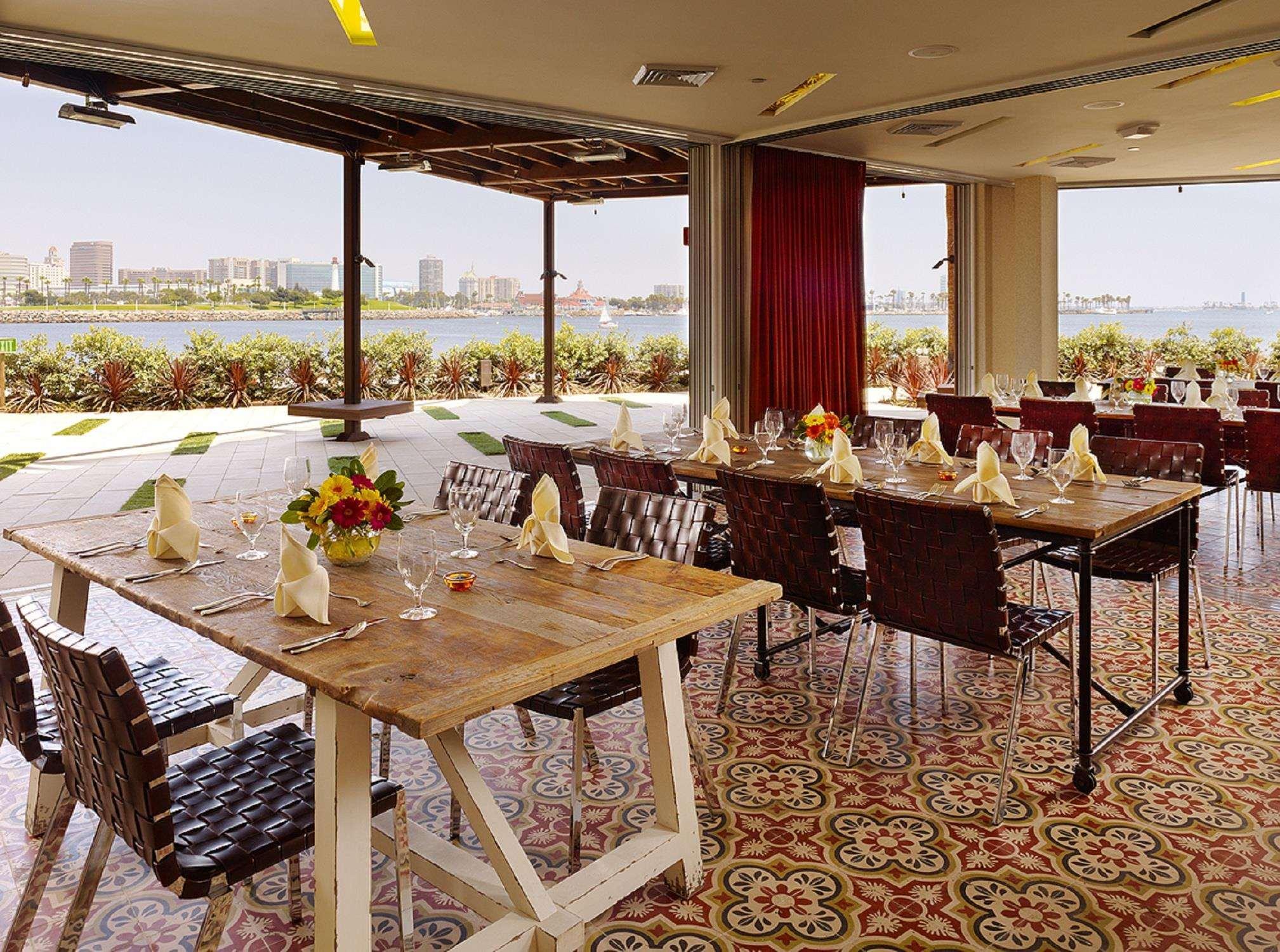 Hotel Maya - A Doubletree By Hilton Hotel Long Beach Extérieur photo