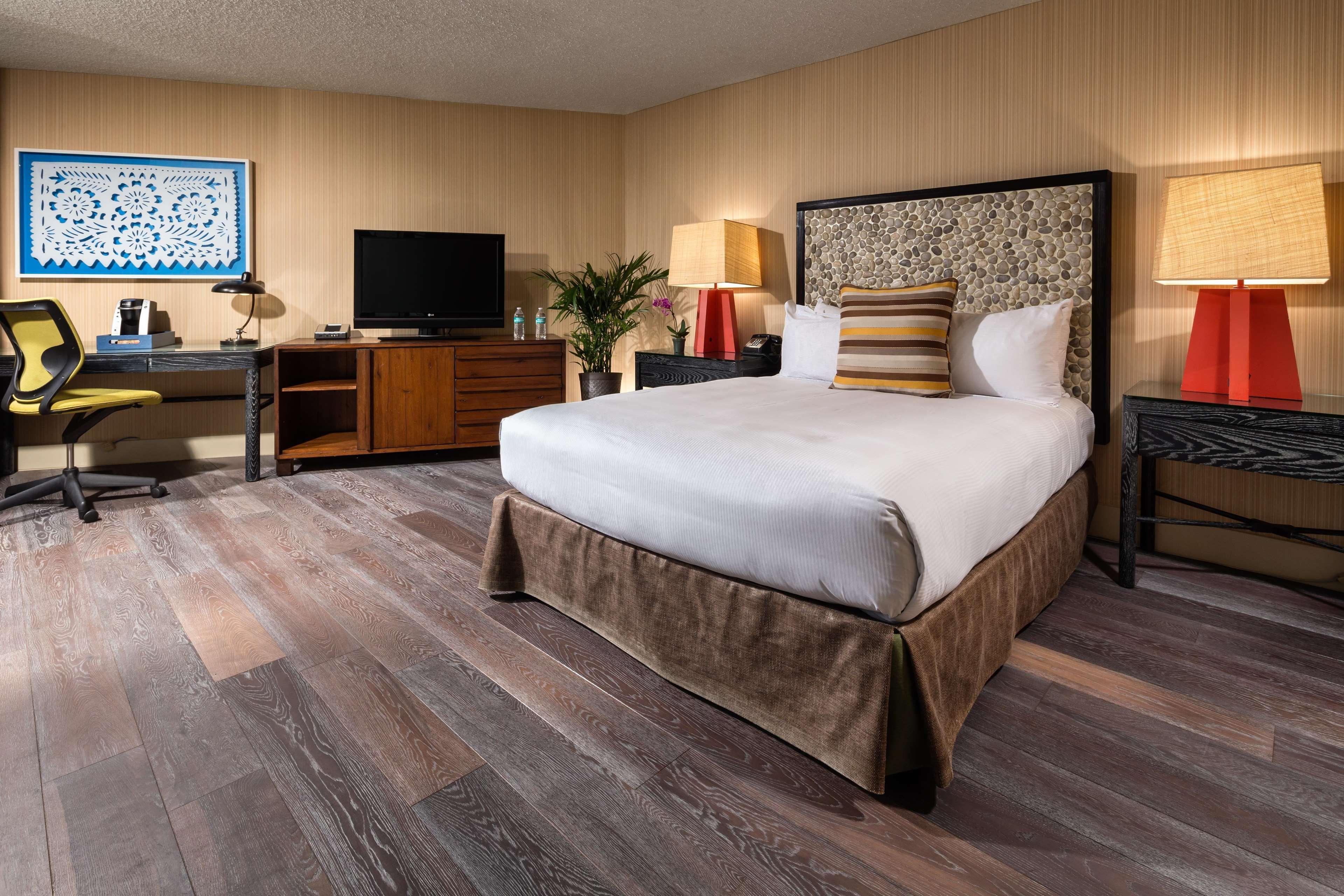 Hotel Maya - A Doubletree By Hilton Hotel Long Beach Extérieur photo