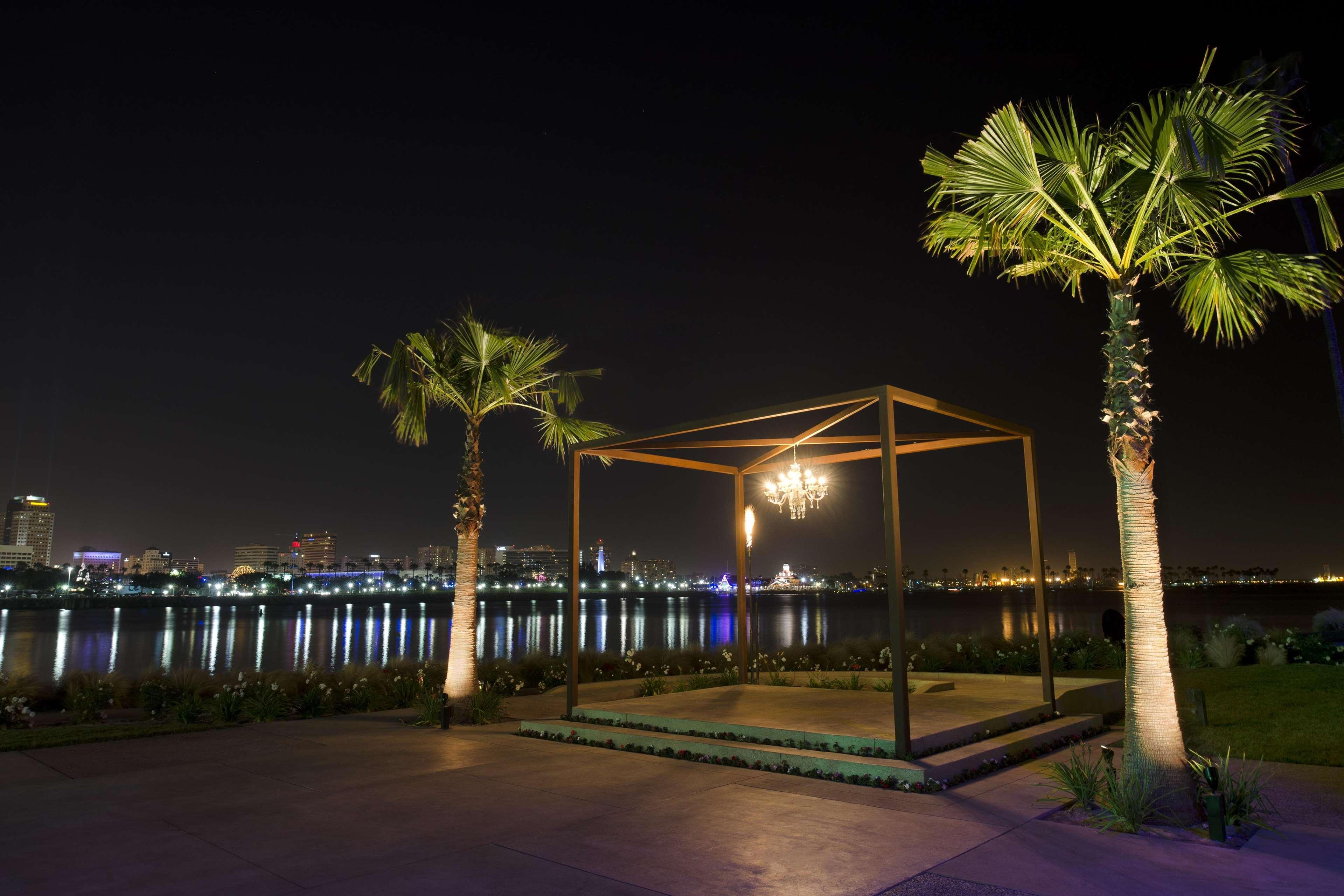 Hotel Maya - A Doubletree By Hilton Hotel Long Beach Extérieur photo