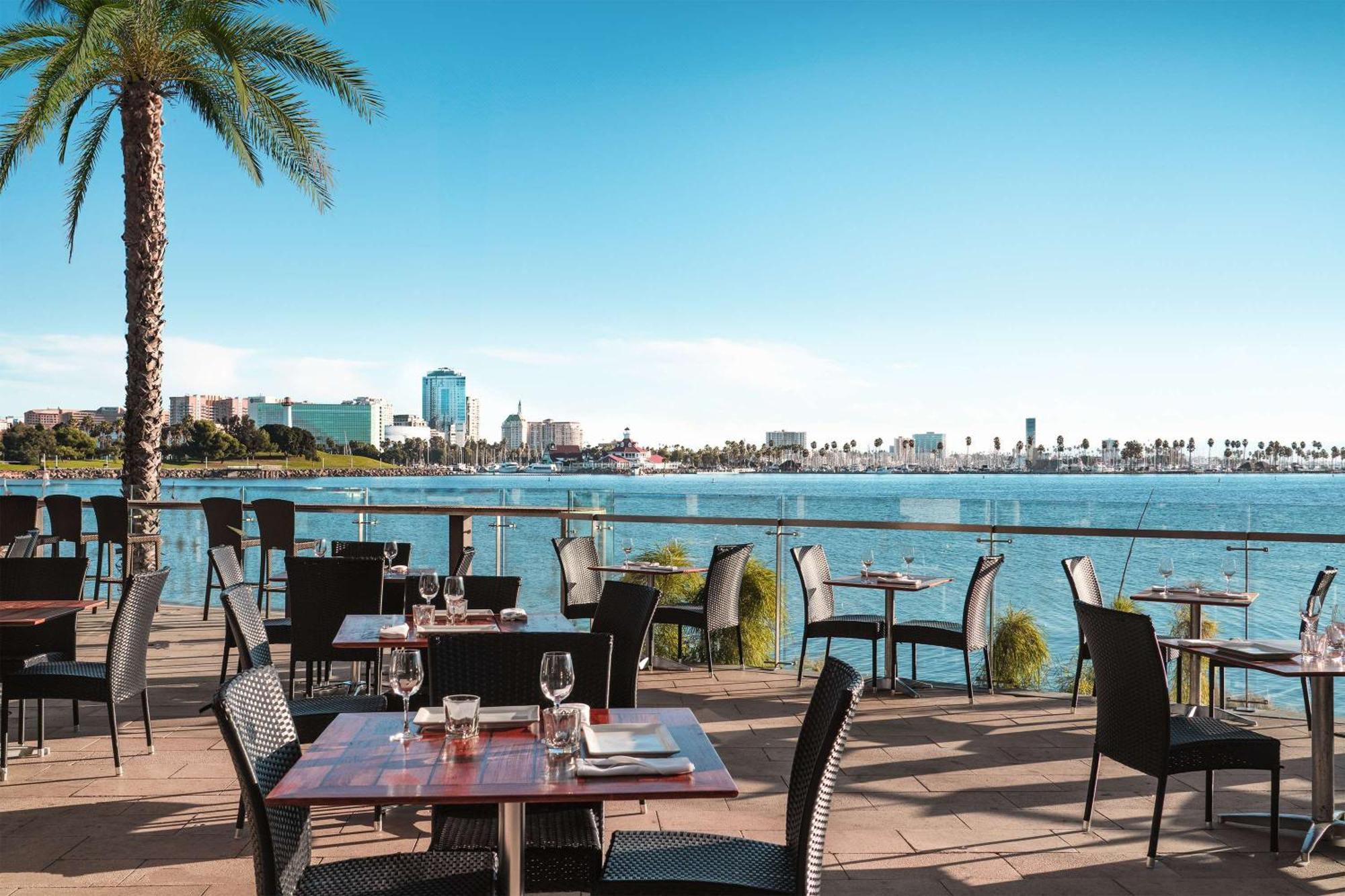Hotel Maya - A Doubletree By Hilton Hotel Long Beach Extérieur photo